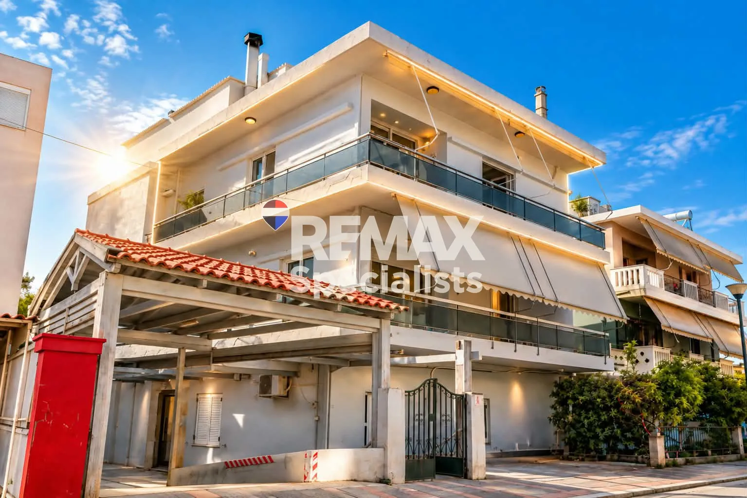 Full-floor apartment near Kissamou Avenue — photograph from official listing 2338756.